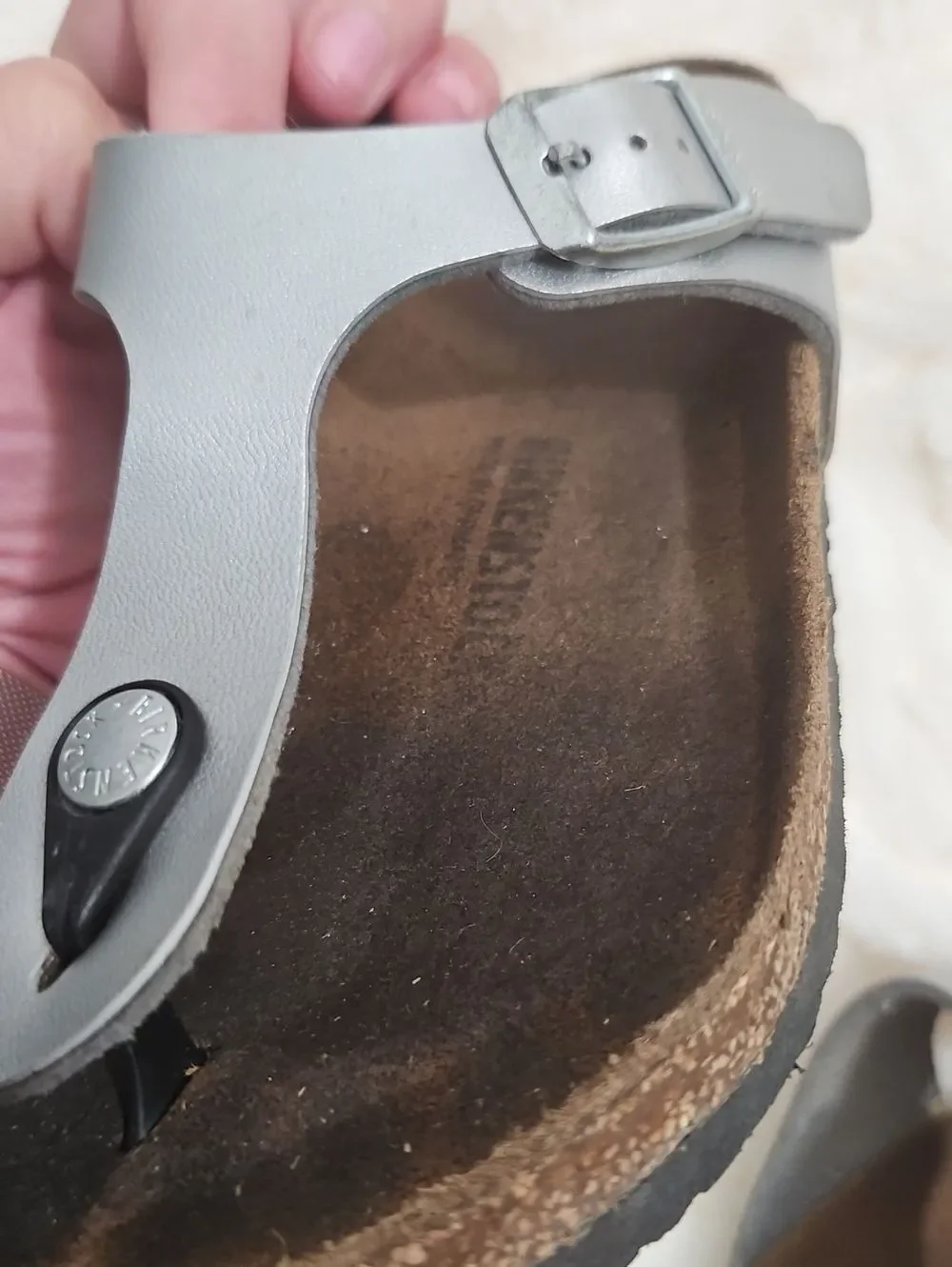 Birkenstock Gizeh Silver Metallic Thong Sandals – Kids Size 33